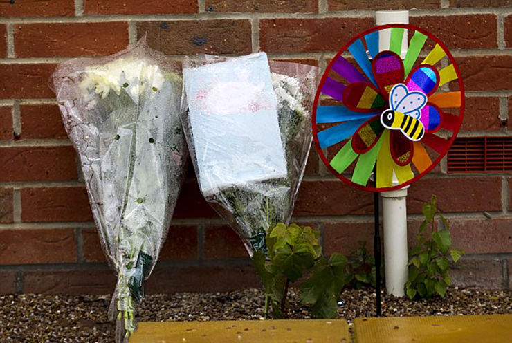 Ù¾Ø³Ø± Ø¨Ú†Ù‡ 6 Ù…Ø§Ù‡Ù‡ Ø³Ú©ØªÙ‡ Ú©Ø±Ø¯! / Ù¾Ø¯Ø± Ùˆ Ù…Ø§Ø¯Ø±Ø´ Ø¯Ø³ØªÚ¯ÛŒØ± Ø´Ø¯Ù†Ø¯