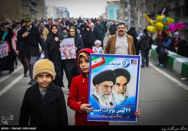 مردم سرار کشور با حضور در راهپیمایی یوم الله ۲۲ بهمن، سی و هشتمین سالگرد پیروزی انقلاب اسلامی را همچون سال های گذشته با شکوه هر چه تمامتر برگزار کردند. 