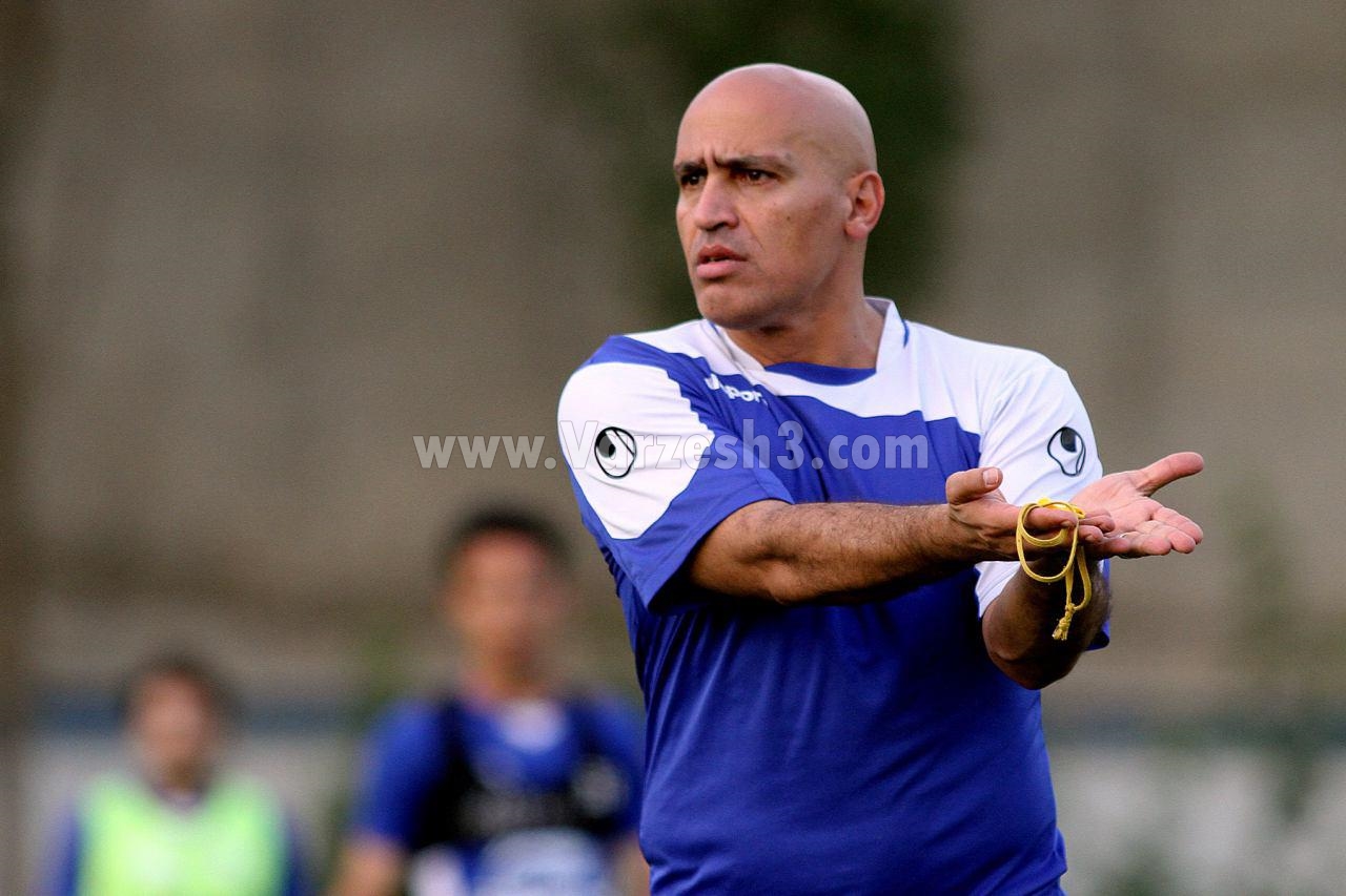 منصوریان با چهره‌ای متفاوت (گزارش تصویری)