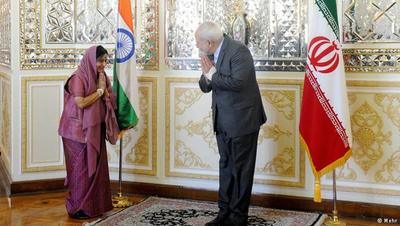 دیدار سوشما سواراج، وزیر خارجه هند با محمد جواد ظریف وزیر خارجه ایران.