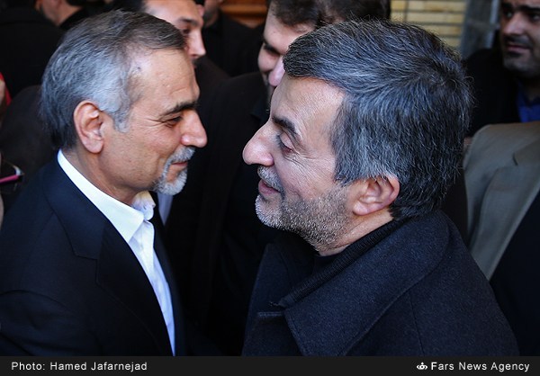روبوسی مشایی و برادر روحانی/عکس