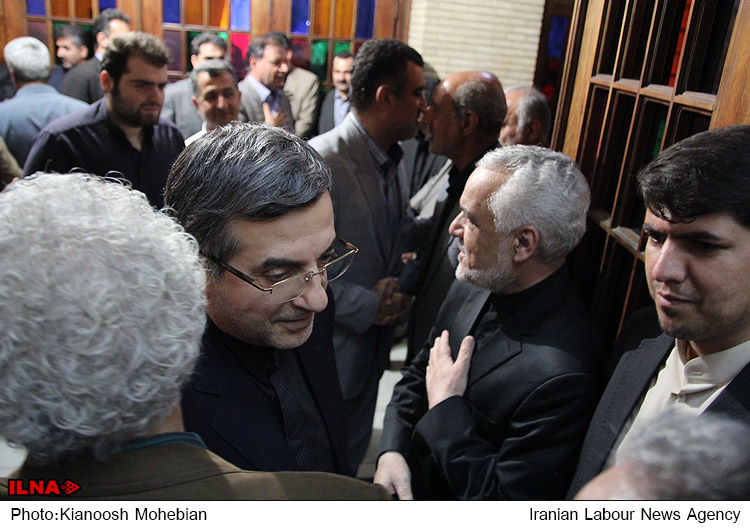 مشایی بالاخره آفتابی شد/ عکس