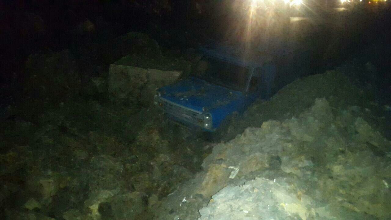 ریزش کوه در جاده هراز/ سرگردانی بیش از 500 دستگاه خودرو + تصاویر