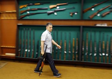 از هر 100 شهروند صربستانی 37.8 نفر سلاح در اختیار دارند.