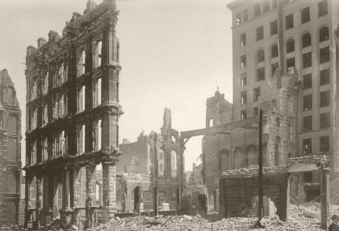 ویرانگرترین زلزله تاریخ آمریکا+تصاویر