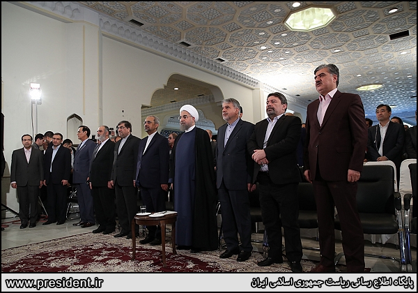 علی جنتی به همراه روحانی در افتتاحیه نمایشگاه مطبوعات/عکس