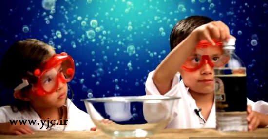 پسربچه ای با بهترین شغل دنیا +عکس