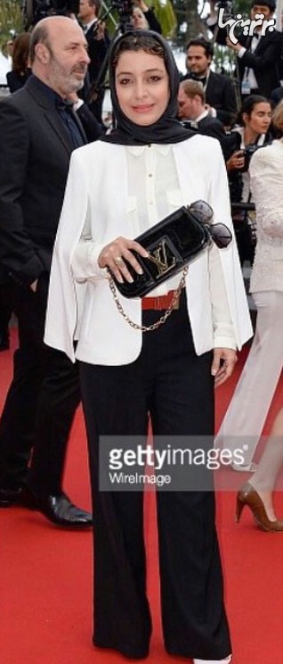 ساره بیات با ظاهری آراسته روي فرش قرمز كن/عكس