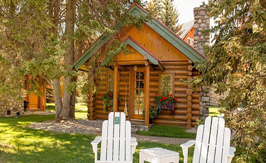 هتلی بی نظیر در میان کوهها+تصاویر