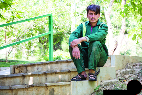 Ù†Ø§Ú¯ÙØªÙ‡â€ŒÙ‡Ø§ÛŒ Ú©Ø§Ø±Ú¯Ø± Ù†Ø¬Ø§Øª ÛŒØ§ÙØªÙ‡ Ø­Ø§Ø¯Ø«Ù‡ Ø§ØªÙˆØ¨Ø§Ù† Ø¨Ø§Ø¨Ø§ÛŒÛŒ Ø§Ø² Ù„Ø­Ø¸Ù‡ ÙˆØ­Ø´ØªÙ†Ø§Ú© Ù…Ø±Ú¯ Ø¯ÙˆØ³ØªØ§Ù†Ø´/ ØªÙ…Ø§Ø³ Ø²Ù†Ù… Ù…Ø±Ø§ Ù†Ø¬Ø§Øª Ø¯Ø§Ø¯