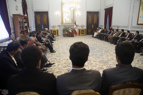 پایگاه تحلیلی خبری نامه نیوز