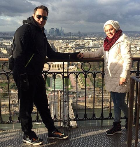 آرام جعفری و همسرش در خارج از کشور/عکس