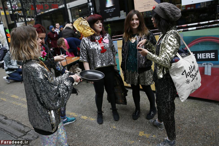 تصاویر/ مسابقه دویدن و درست کردن نان!