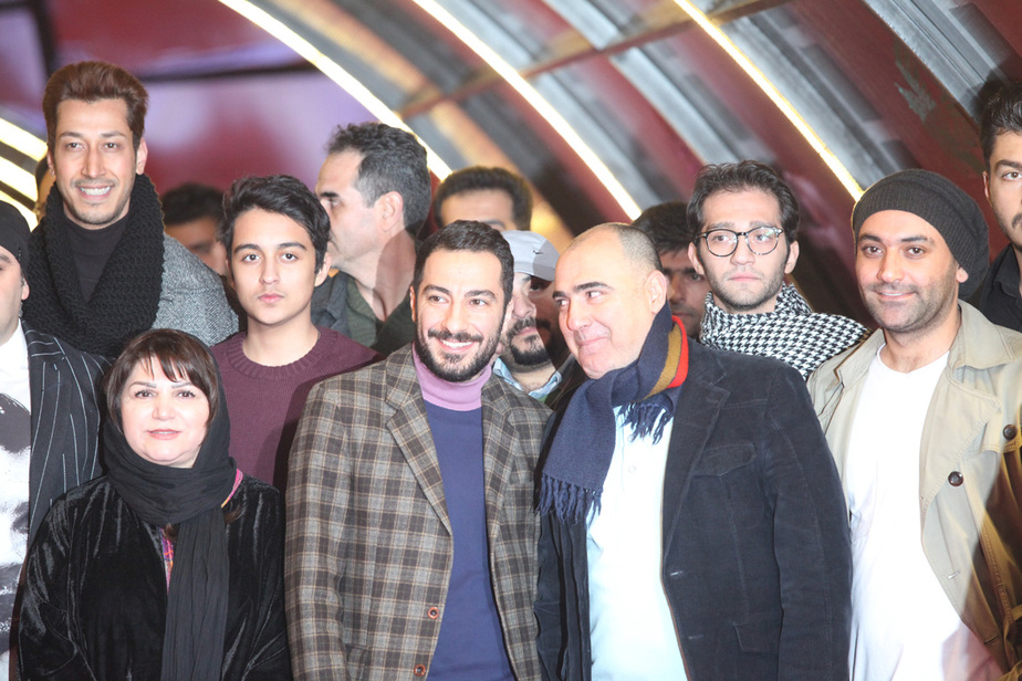 فرش قرمز لانتوری