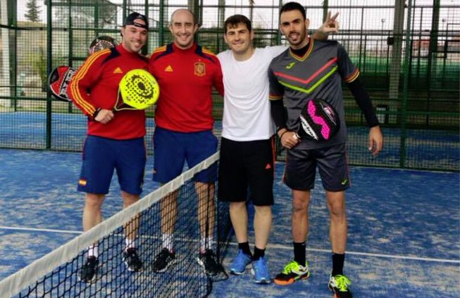 سرگرمی جالب ایکر کاسیاس و دوستان(عکس)