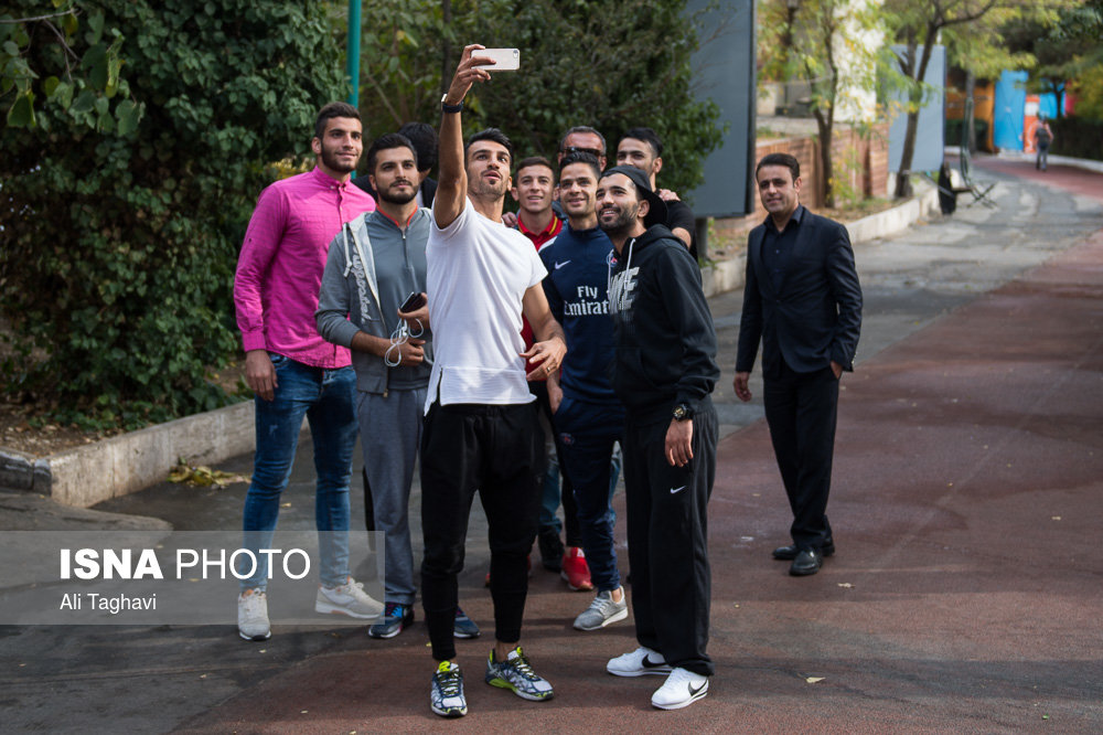 سلفی متفاوت بازیکنان پرسپولیسی‌ها در تهران/عکس
