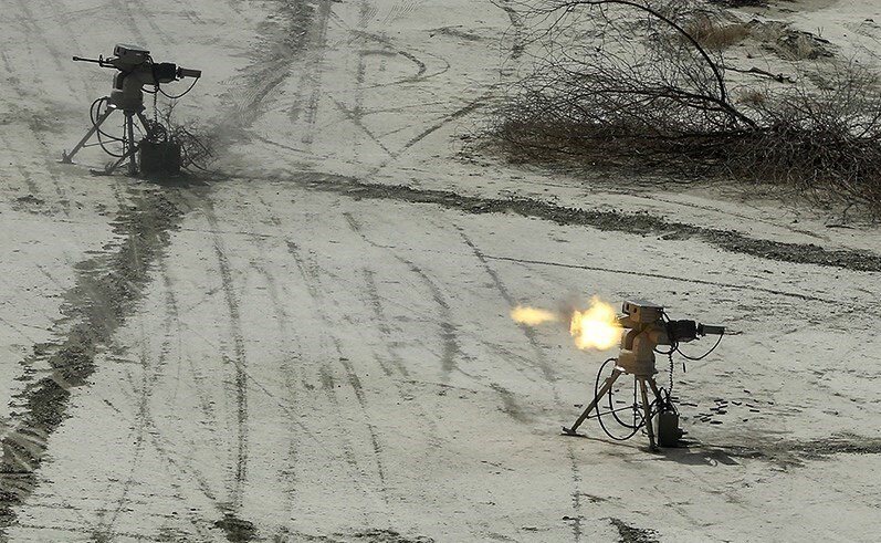 شهید فخری زاده با این سلاح نظامی ترور شد / «تیربار اتوماتیک» چگونه کار می‌کند؟ + عکس
