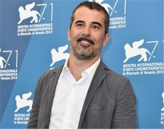 فرانچسکو مونزی، کارگردان «جان‌های سیاه» روی فرش قرمز