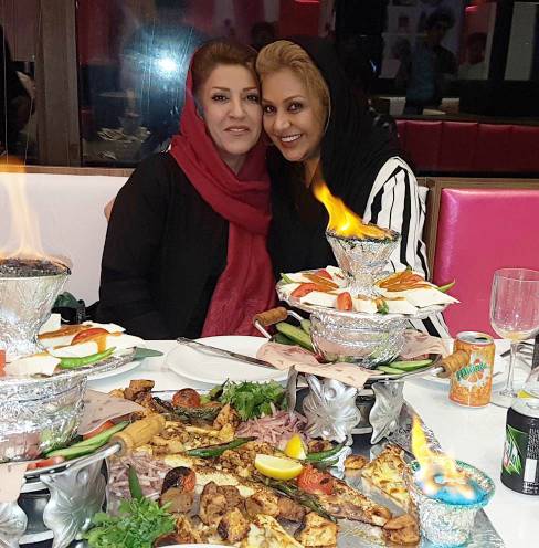 نسرین مقانلو و عمه اش مهناز مقانلو