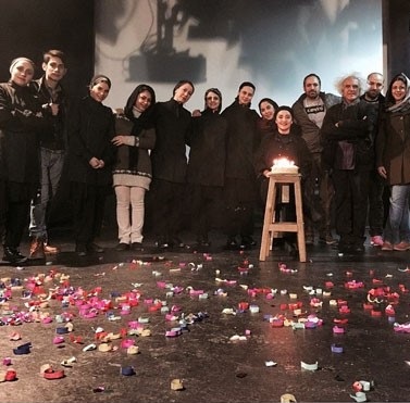 جشن تولد خانم بازیگر سر تمرین/عکس