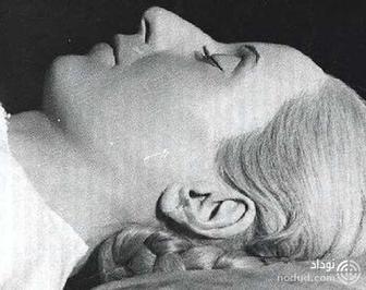 اویتا یکی از محبوب ترن زنان آرژانتین بود که در سال ۱۹۵۲ در اثر سرطان درگذشت. او همسر اول رئیس جمهور آرژانتین خوآن پرون بود. همین باعث شد بدن او را مومیایی کنند. روش مومیایی پروفسور مشهور دکتر پدرو آنا (pedro ana) آنقدر خوب بود که نام آن را «هنر مرگ» گذاشتند. در این روش خون و آب بدن را با گلیسرین جایگزین کردند که همه اعضای داخلی از جمله مغز را حفظ می کرد. این فرآیند یک سال طول کشید. جسد او آنقدر خوب حفظ شده که زنده به نظر می رسد. بعدها جسد اویتا به آرژانتین بازگردانده و با احترام به خاک سپرده شد.