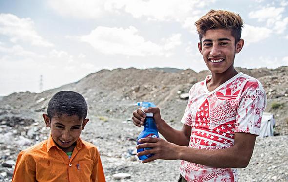 تصاویر : خانواده بی‌خانمان در حاشیه تهران