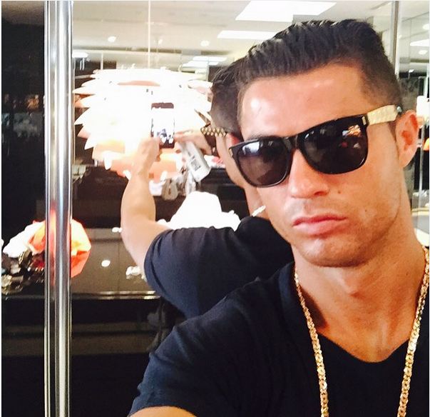 تازه ترین سلفی رونالدو/ عکس