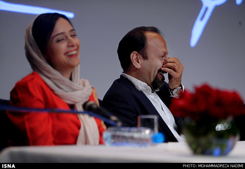 خند های عوامل فروشنده در جلسه نقد فیلم/ عکس