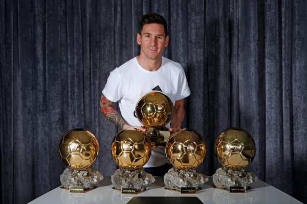 5 توپ طلای لیونل مسی/ عکس