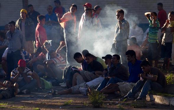 تصاویر : شورش مرگبار زندانیان در گواتمالا