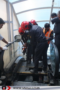 «پله برقی» یک کارگر اصفهانی را بلعید! |عکس| 