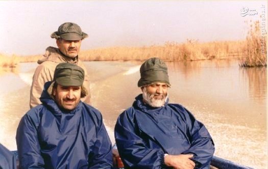 عکس / حاج آقا قرائتی سوار بر قایق موتوری