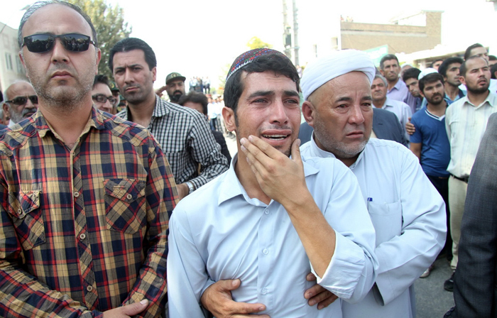 (تصاویر) خاکسپاری جانباختگان منا