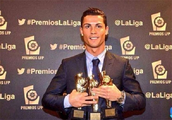 هت‌تریک رونالدو در کسب جوایز گالا+عکس