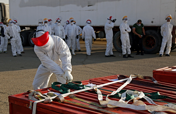 (تصاویر) داخل هواپیمای حامل پیکر حجاج