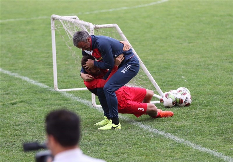 مدافع پرسپولیس خاک شد/عکس