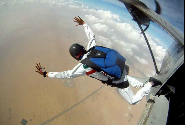 این دختر ایرانی متخصص سقوط است +(تصاویر)