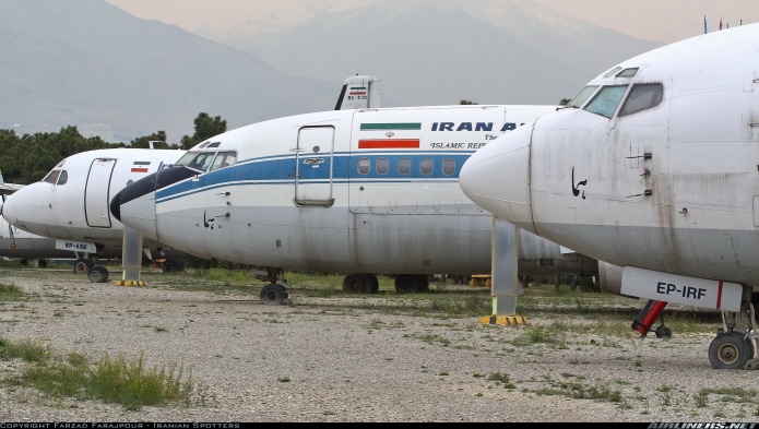 هواپیماهای زمینگیر شده ایران/عکس