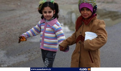 با وجود جنگ و ویرانی هنوز هستند کودکانی در این کشور که لبخند می زنند.