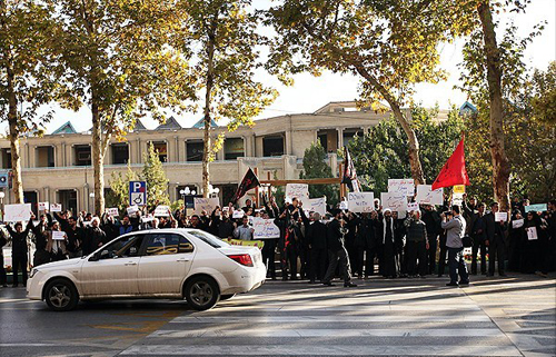 (تصاویر) استقبال دلواپسان اصفهان از 