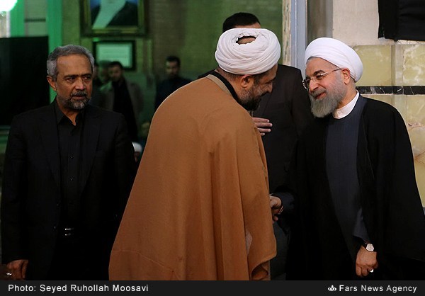 حمید رسایی در مراسم ترحیم مادر رییس جمهور /عکس