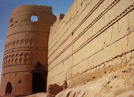 قلعه دزدها,دژ کرشاهی,گردشگری