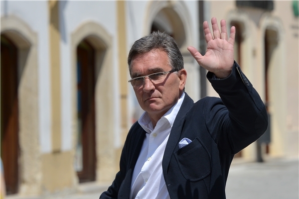 همه دلایل خودداری برانکو از تمدید قرارداد با پرسپولیس قبل از اتمام فصل/ از عدم تسویه حساب و پیشنهاد مالی خوب ازبکستان تا احتمال گرفتن جای کی‌روش