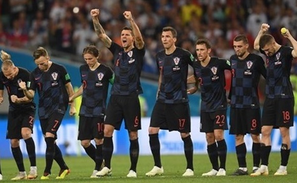 کرواسی با شکست میزبان به نیمه نهایی رسید و حریف انگلیس شد