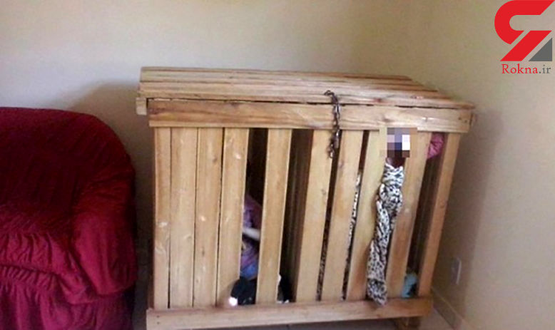 Ø²Ù†Ø¯Ø§Ù†ÛŒ Ú©Ø±Ø¯Ù† Ù¾Ø³Ø±Ø¨Ú†Ù‡ Ù‡Ø§ÛŒ 2 Ù‚Ù„Ùˆ Ø¯Ø± Ù‚ÙØ³ Ú†ÙˆØ¨ÛŒ ØªÙˆØ³Ø· Ù…Ø§Ø¯Ø± Ùˆ Ù¾Ø¯Ø± Ø¨ÛŒ Ø±Ø­Ù… + Ø¹Ú©Ø³