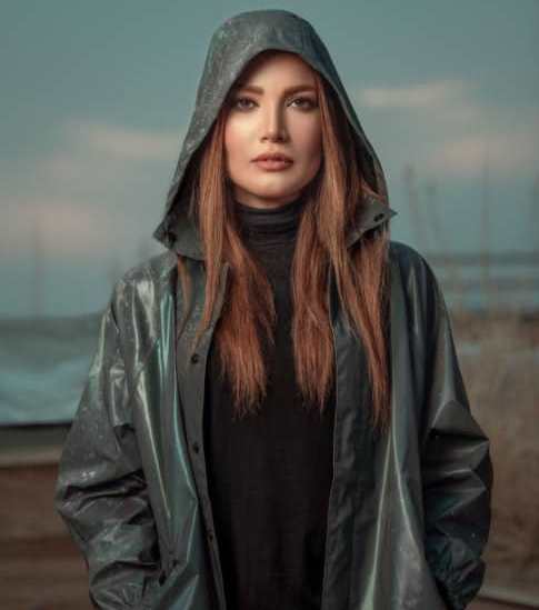 تیپ بارانی متین ستوده