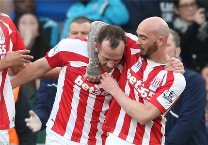 عکس / بازشدن دروازه چلسی از فاصله 66 یاردی