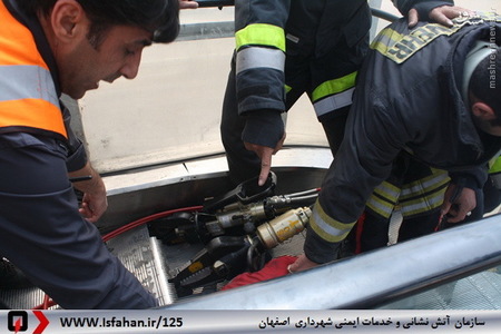 «پله برقی» یک کارگر اصفهانی را بلعید! |عکس| 