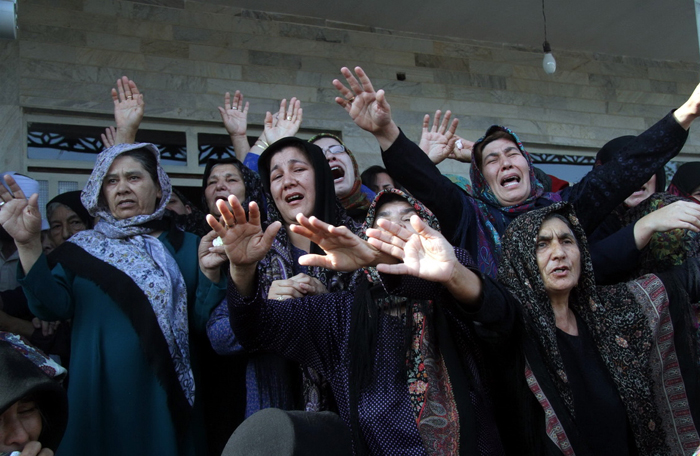 (تصاویر) خاکسپاری جانباختگان منا