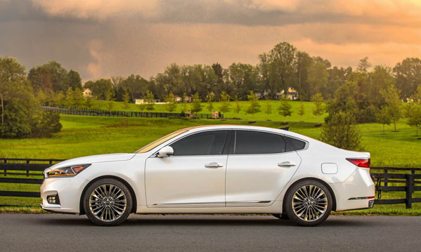 کیا کادنزا 2017 کاملاً جدید با تجمل بیشتر